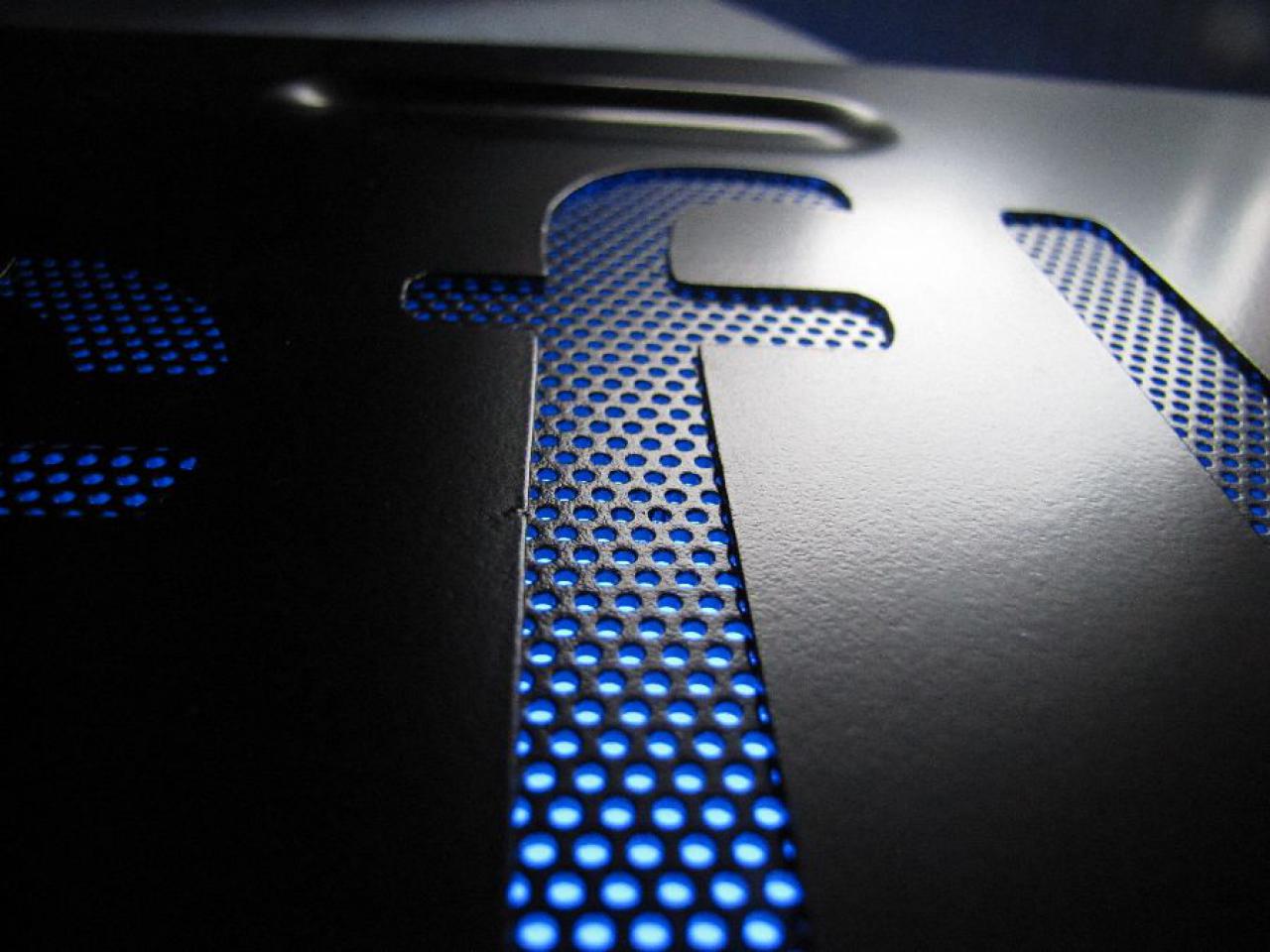 [04/04/2012] Update: jetzt mit beleuchtetem Nvidia-Logo (23)