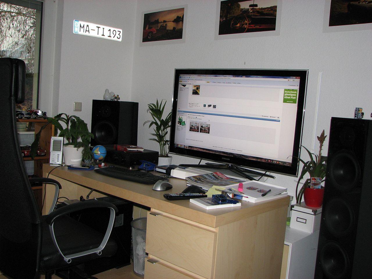[05/04/2012] Update: die krassesten Schreibtische (63)