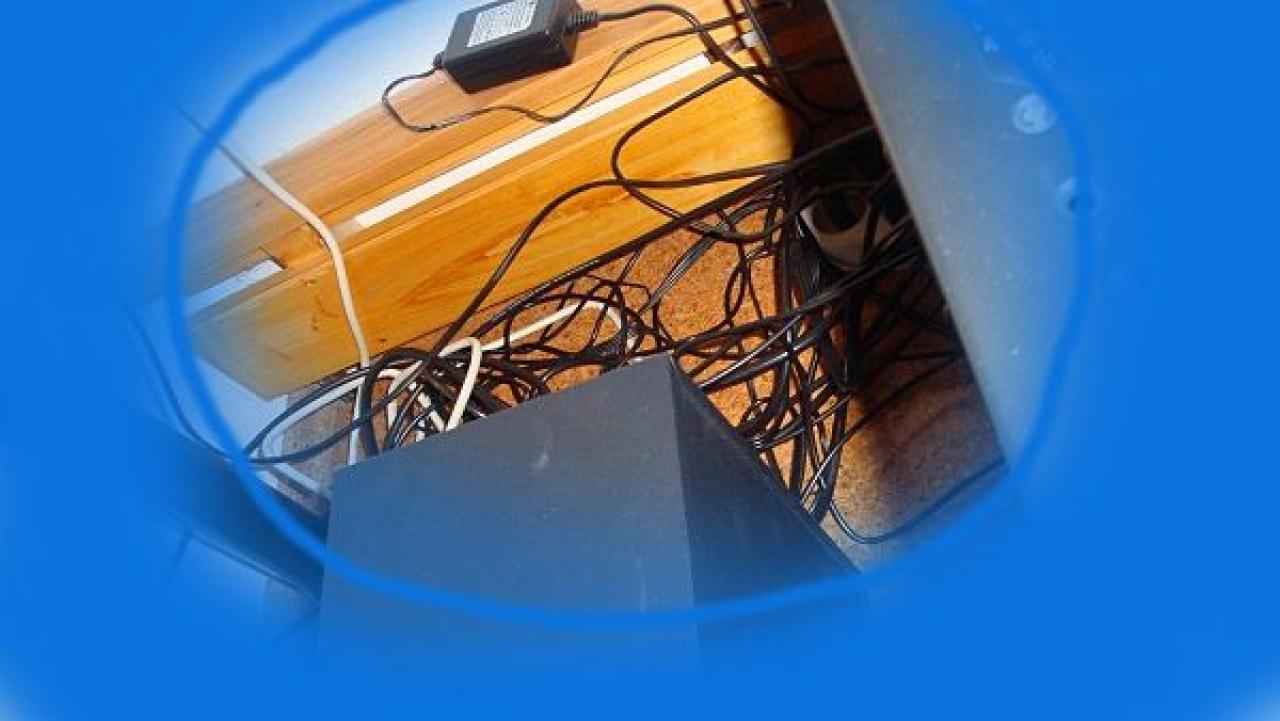 [05/04/2012] Update: die krassesten Schreibtische (97)