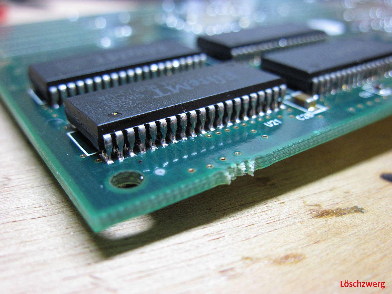 [10/04/2012] Tolles Retro-Projekt: 3dfx Voodoo 2 wird repariert und aufgemotzt (14)