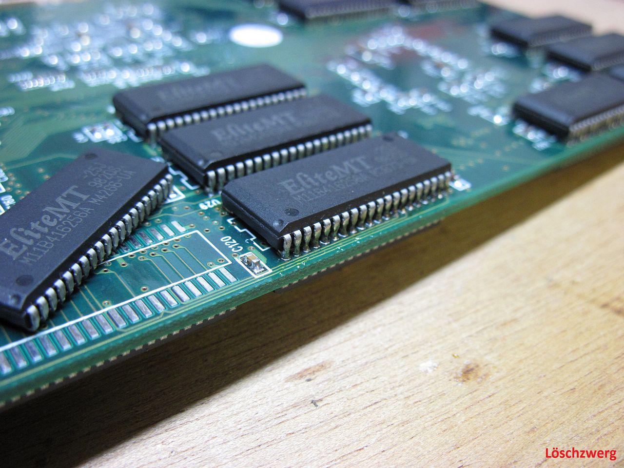 [10/04/2012] Tolles Retro-Projekt: 3dfx Voodoo 2 wird repariert und aufgemotzt (23)