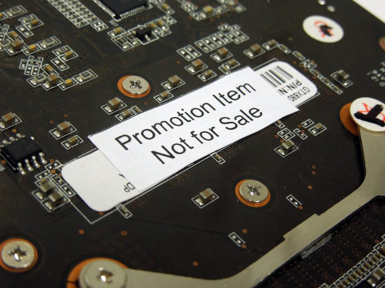 [04/04/2012] Palit Geforce GTX 680 Jetstream mit drei Lüftern und Übertaktung - neu im PCGH-Testlabor (5)