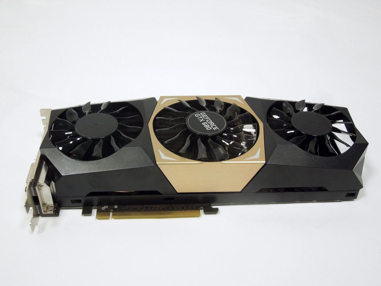 [04/04/2012] Palit Geforce GTX 680 Jetstream mit drei Lüftern und Übertaktung - neu im PCGH-Testlabor (14)