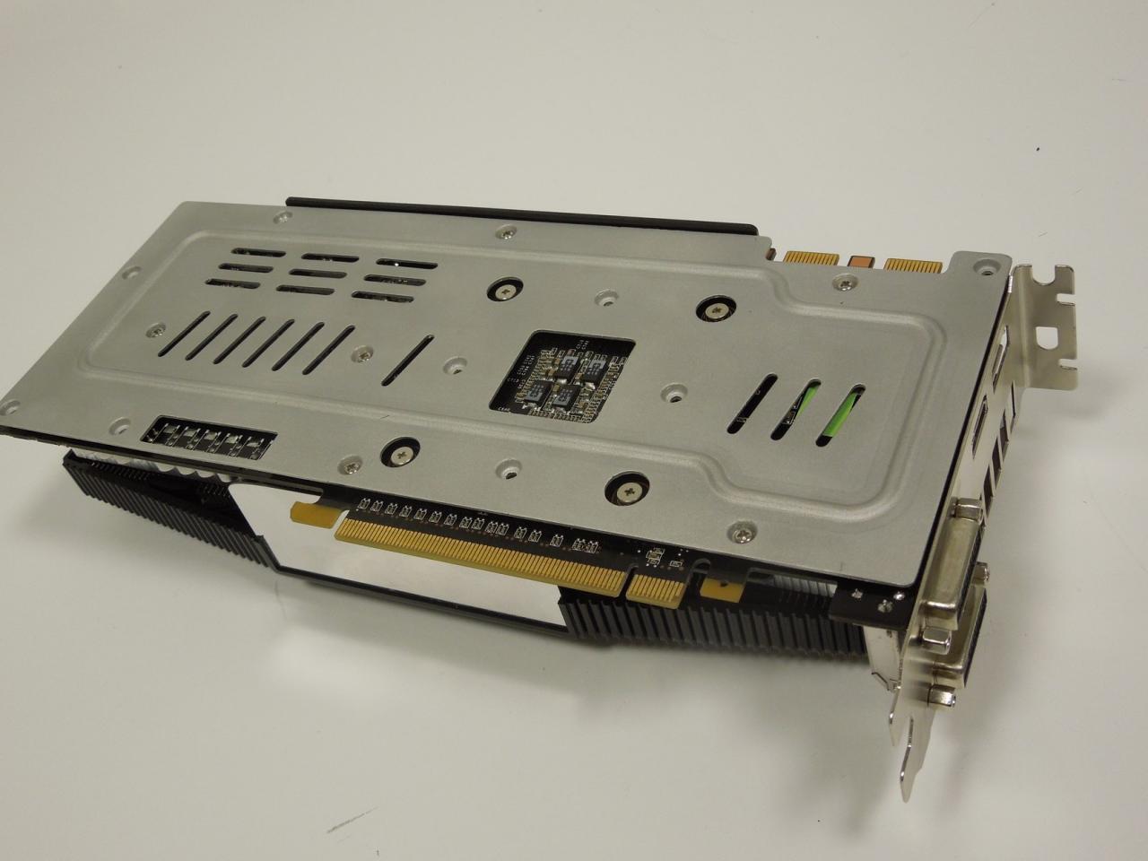 [17/04/2012] Neu im Testlabor: Point of View TGT GTX 680 Ultra Charged mit drei Lüftern (14)