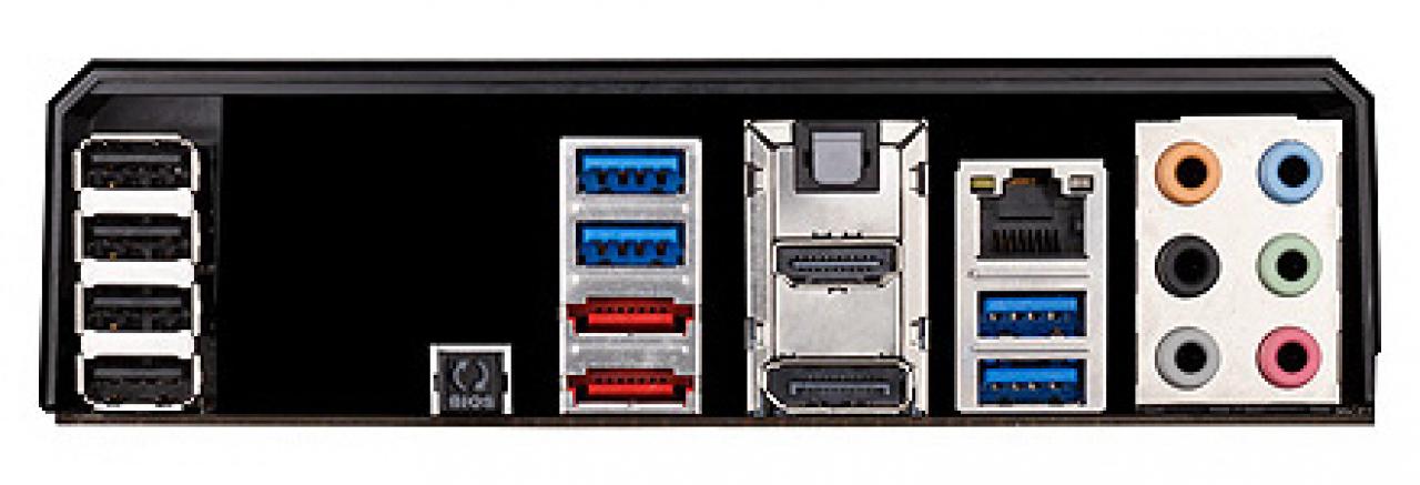 [20/04/2012] Asus Sabertooth Z77 mit Thermal Armor und Quad-GPU-Unterstützung offiziell vorgestellt (6)