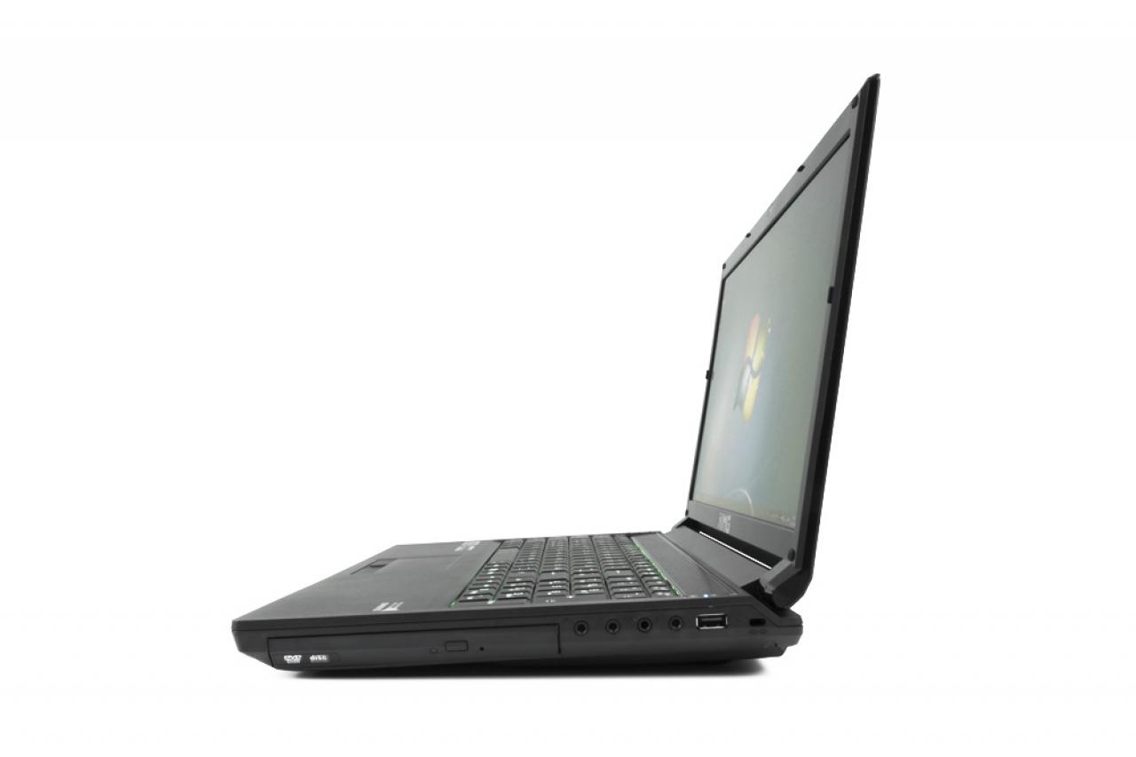 [27/04/2012] Schenker XMG P502 (2) - Ab Ende Mai auch mit Radeon HD 7970M