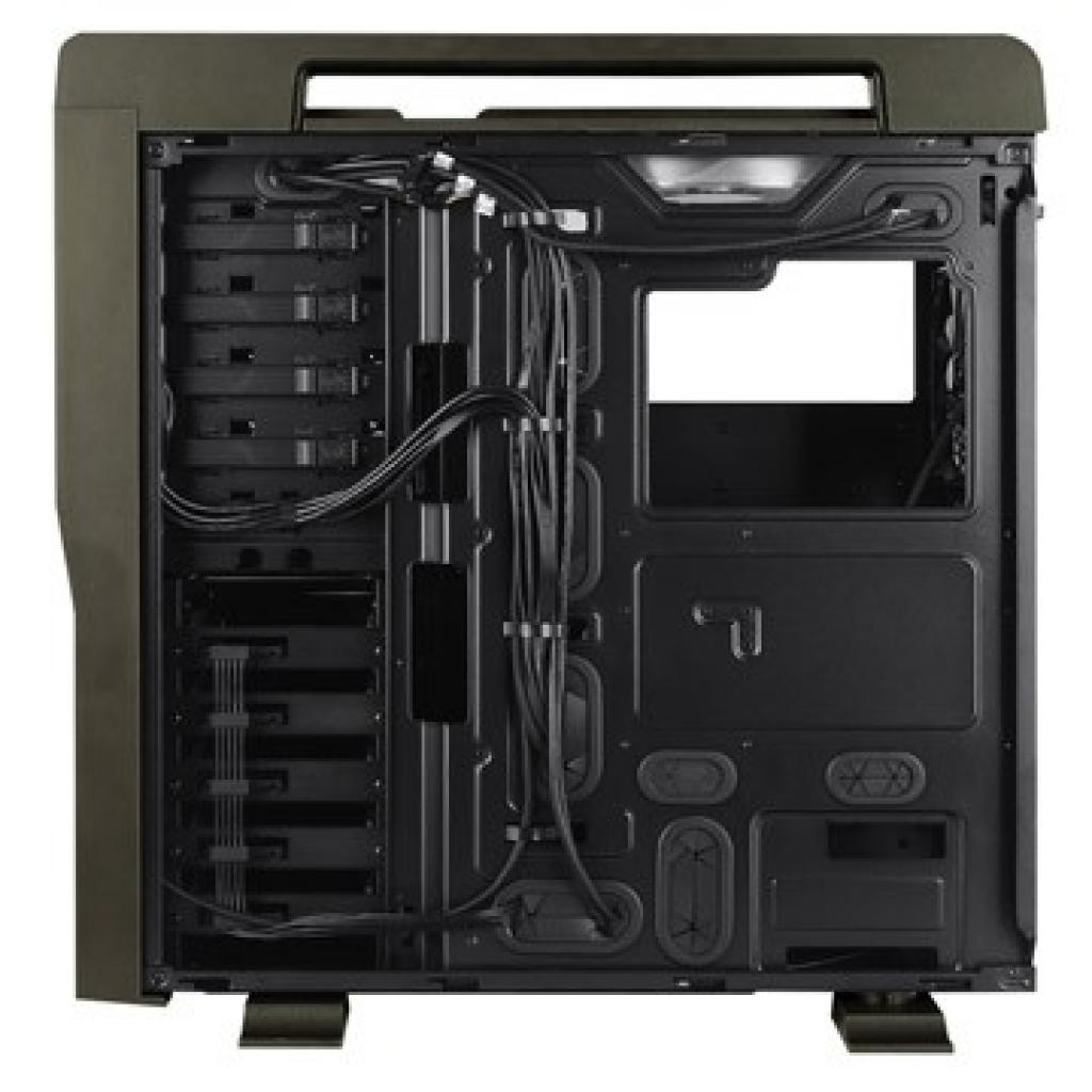 [11/04/2012] Thermaltake Level 10 GT Battle Edition (3)