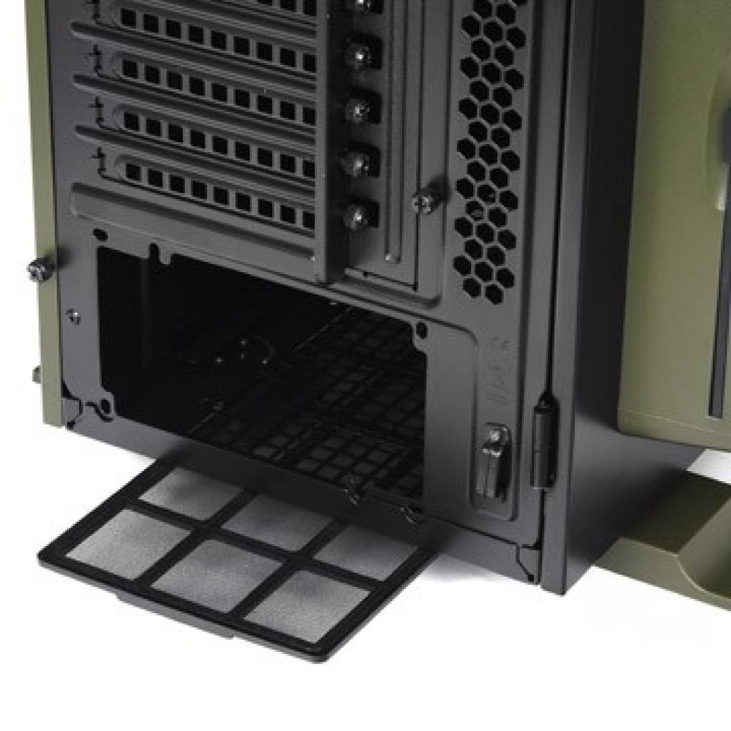 [11/04/2012] Thermaltake Level 10 GT Battle Edition (14)
