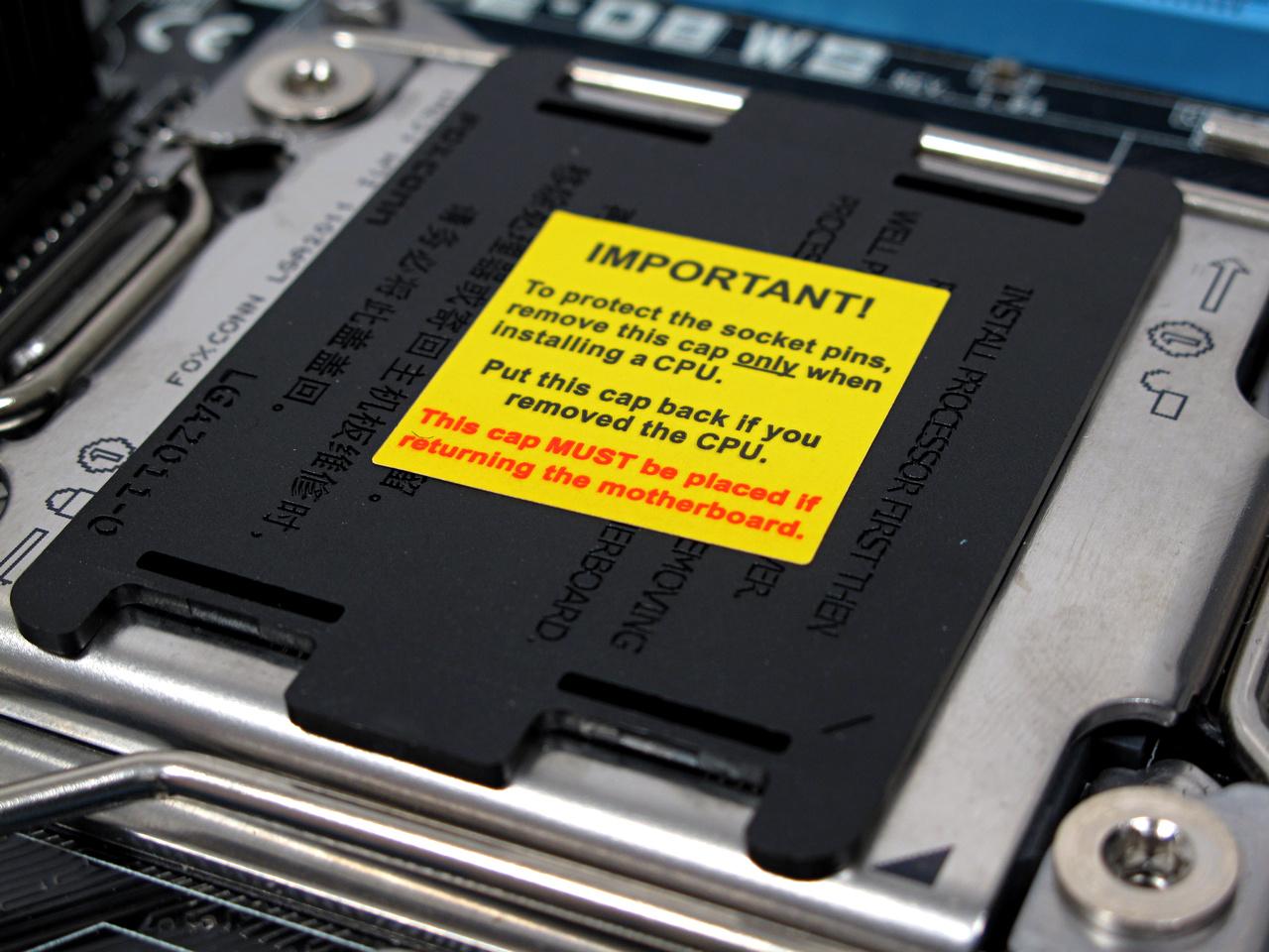 [29/05/2012] 16 Kerne im Test: Doppelter Xeon E5-2687W plus Asus Z9PE-D8 WS (12)