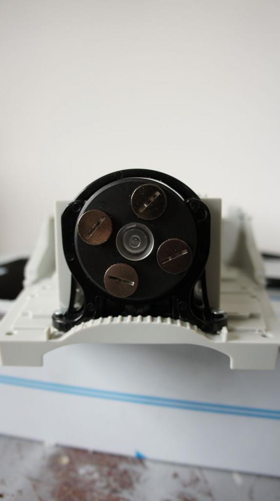 [16/05/2012] Spektakuläre Star-Wars-Casemod: Mini-PC in AT-AT mit echtem Laser (43)