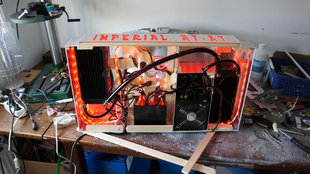 [16/05/2012] Spektakuläre Star-Wars-Casemod: Mini-PC in AT-AT mit echtem Laser (59)
