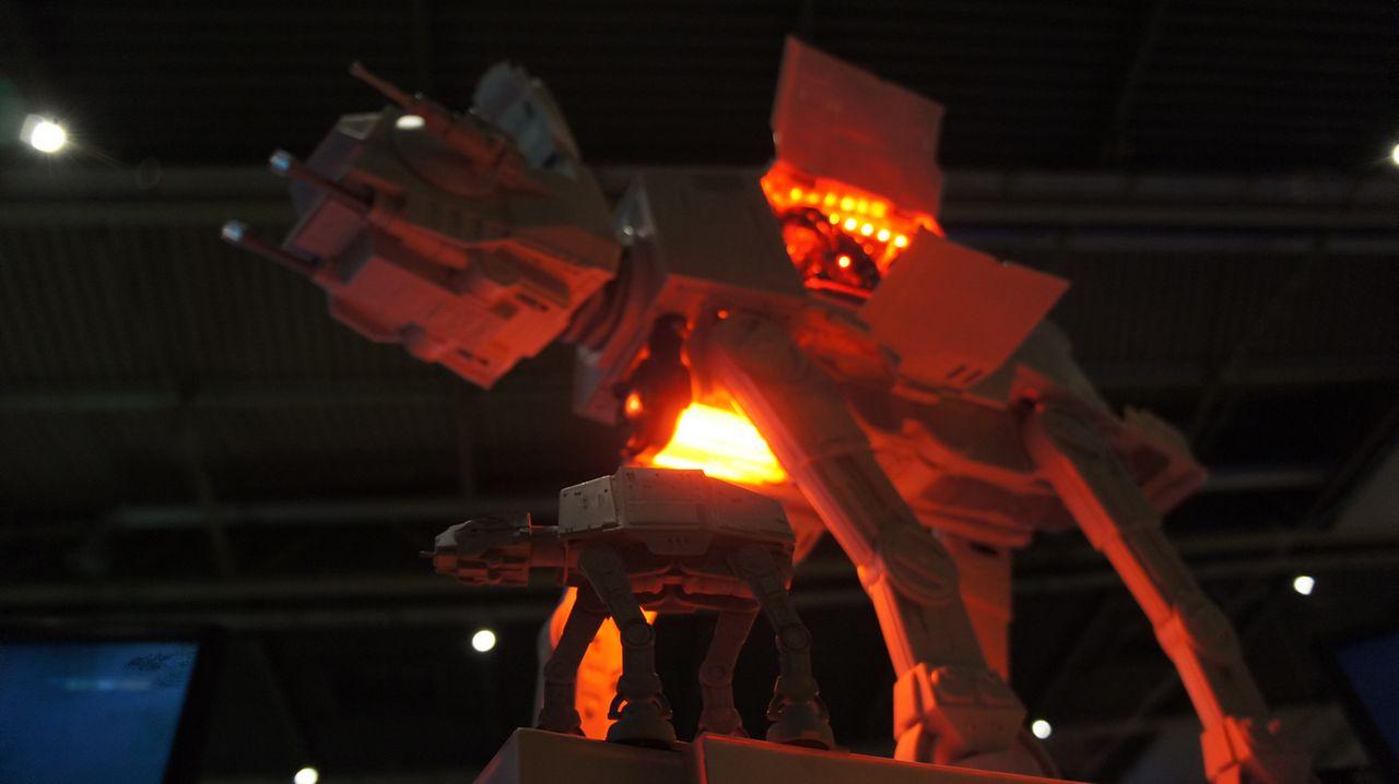 [16/05/2012] Spektakuläre Star-Wars-Casemod: Mini-PC in AT-AT mit echtem Laser (90)