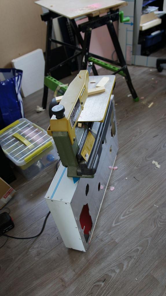 [16/05/2012] Spektakuläre Star-Wars-Casemod: Mini-PC in AT-AT mit echtem Laser (136)