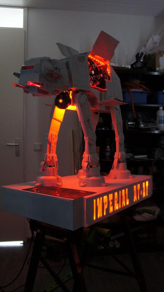 [16/05/2012] Spektakuläre Star-Wars-Casemod: Mini-PC in AT-AT mit echtem Laser (158)