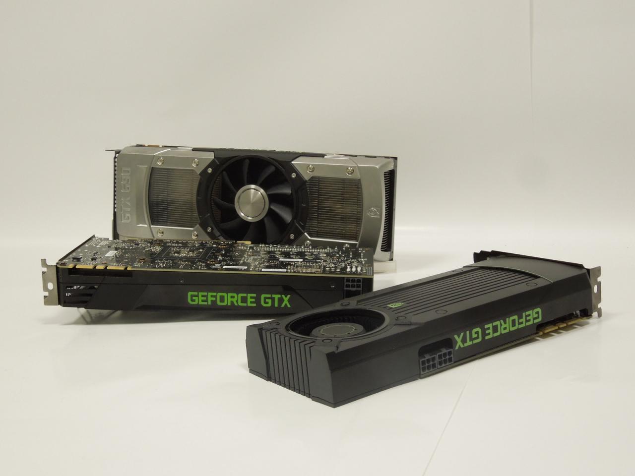 [11/05/2012] Generation Geforce oder, wie Kepler unsere Grafikkarten-Gurus Sauter, Spille und Vötter wochenlang mit Arbeit versorgt. Erst war's die GTX 680, dann die GTX 690 und letzte Woche die GXT 670. Sie dürfen jetzt raten, welche Karte im Bild welches Modell ist. Viel Spaß!