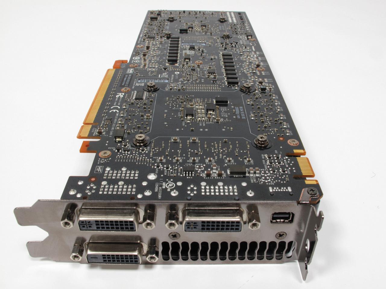 [04/05/2012] Nvidia Geforce GTX 690: Das Referenzdesign wird von allen Partnern übernommen - laut Nvidia wird es auch keine Custom-Versionen geben. (5)