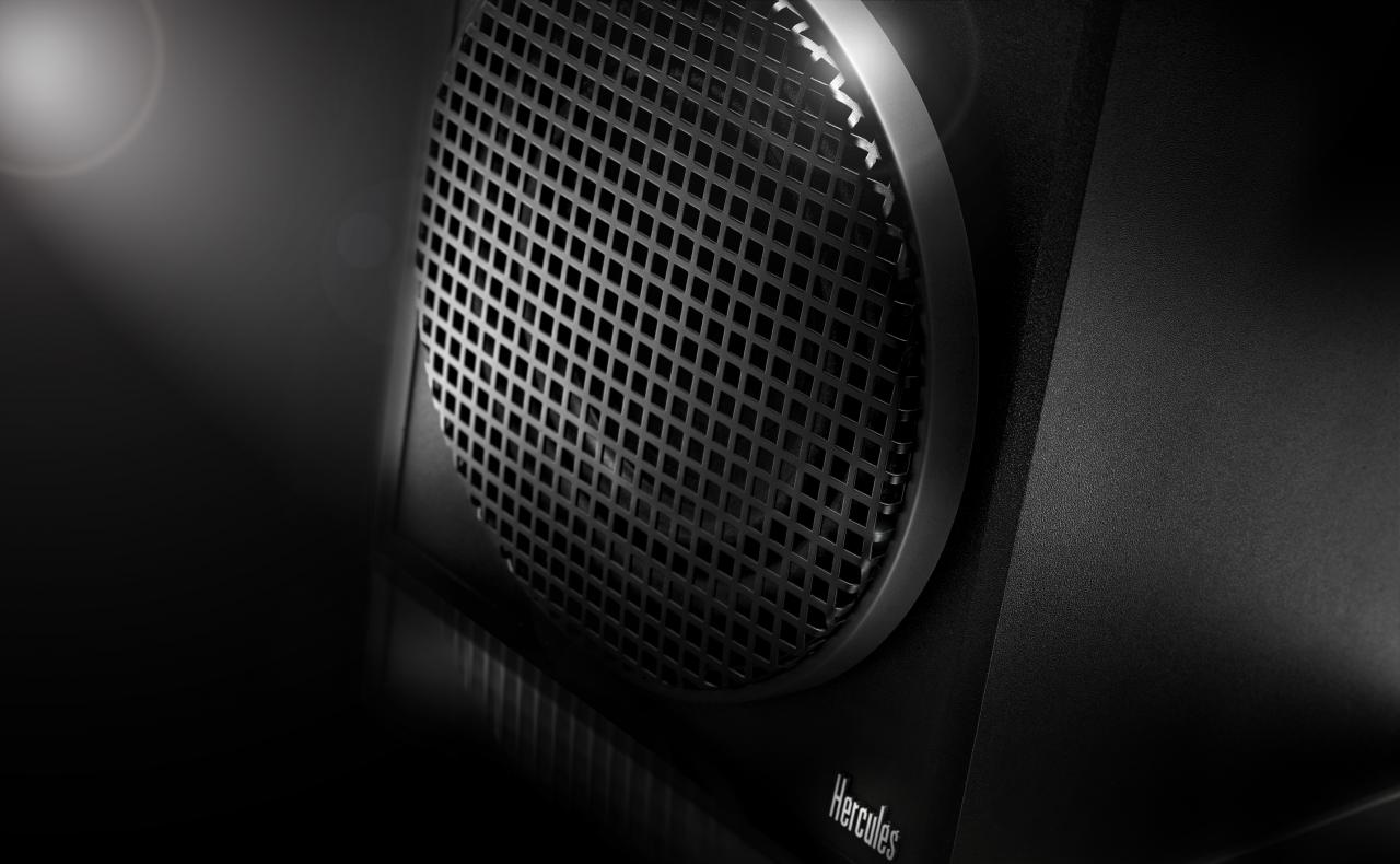 [20/05/2012] Hercules XPS 2.1 BASSBOOST 