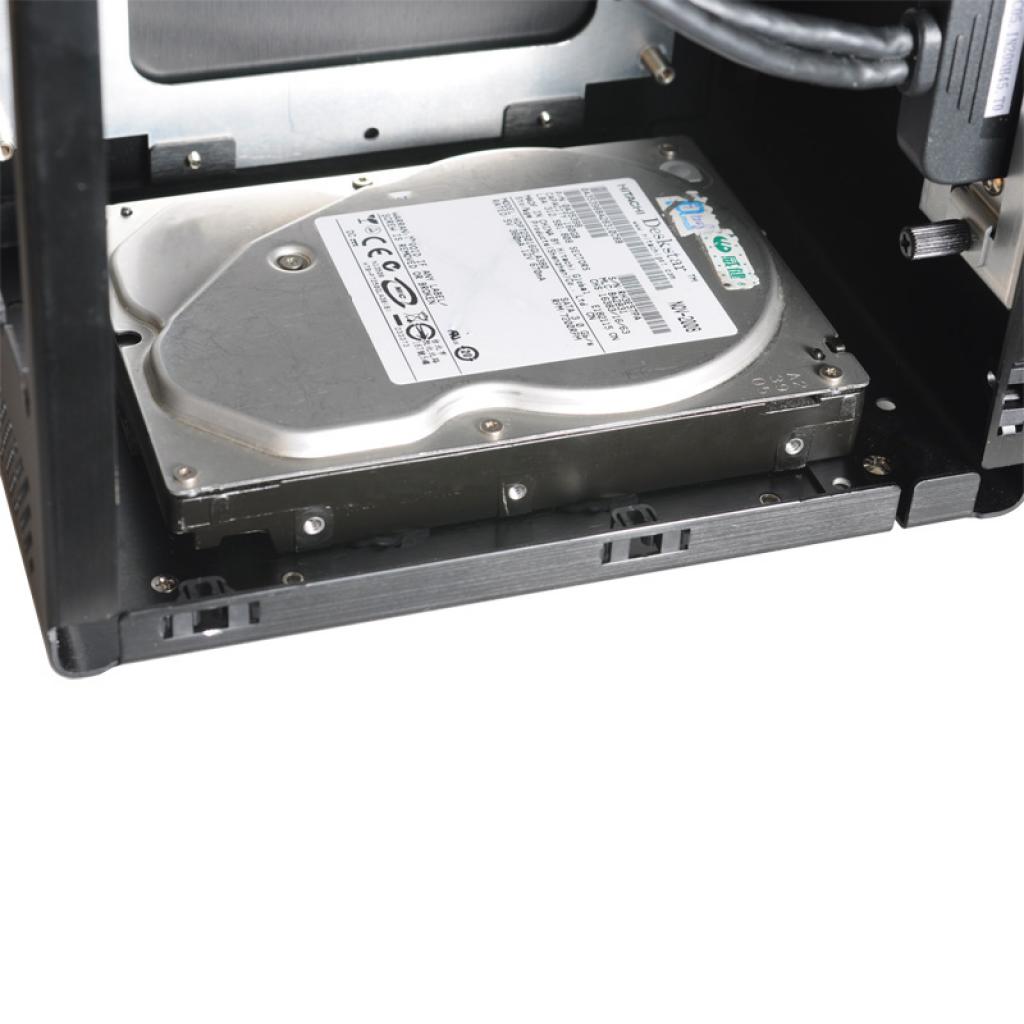 [25/05/2012] Lian Li nimmt die drei Mini-Gehäuse PC-Q02, PC-Q03 und PC-Q16 in das Sortiment auf (9)