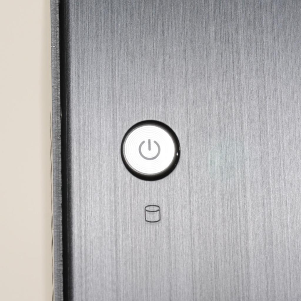 [25/05/2012] Lian Li nimmt die drei Mini-Gehäuse PC-Q02, PC-Q03 und PC-Q16 in das Sortiment auf (25)