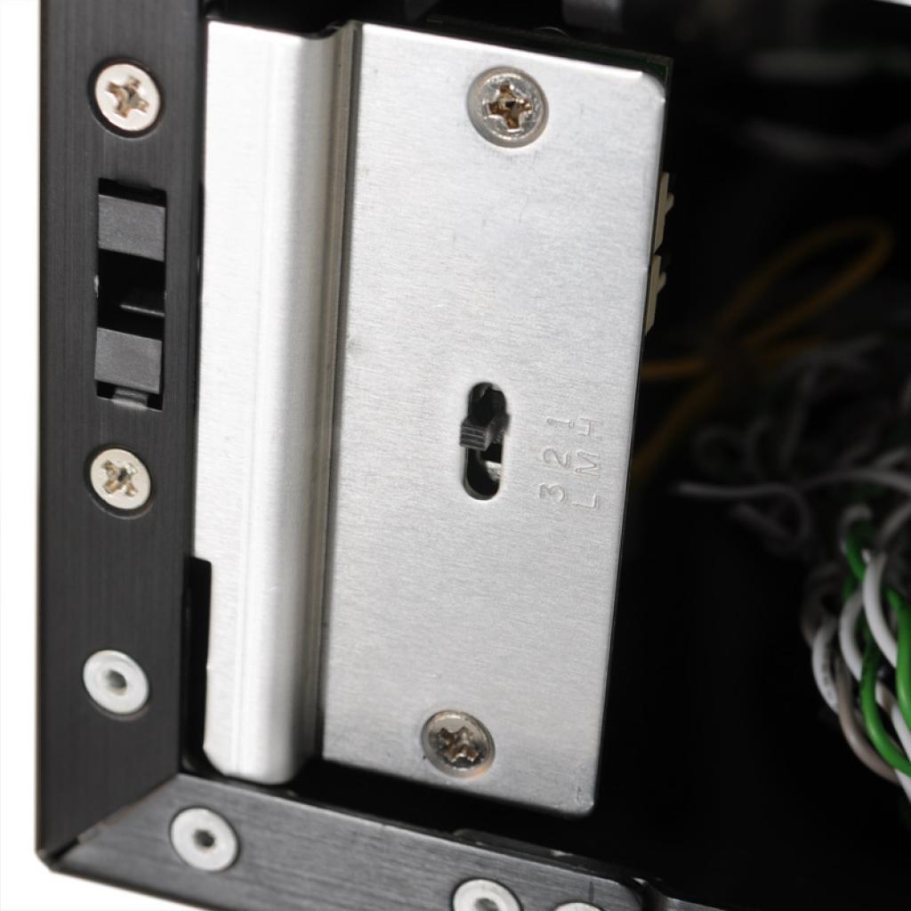 [31/05/2012] Lian Li PC-V355 (10)