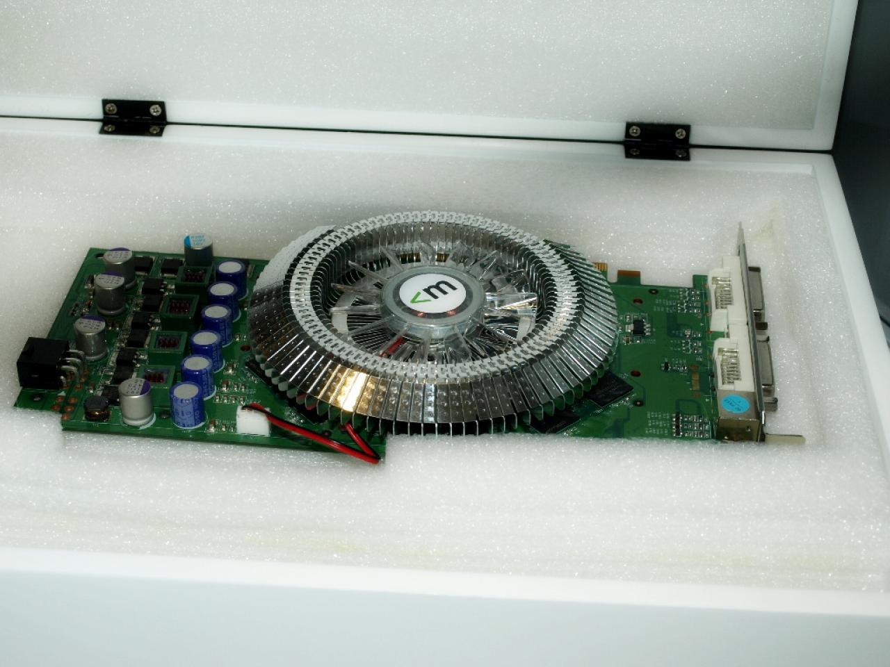 [14/05/2012] Mushkin Geforce 8800 GT: Ja, es gab eine Zeit, da versuchte man sich nicht nur an Arbeitsspeicher - zumindest diese G92-Karte war durchaus schick