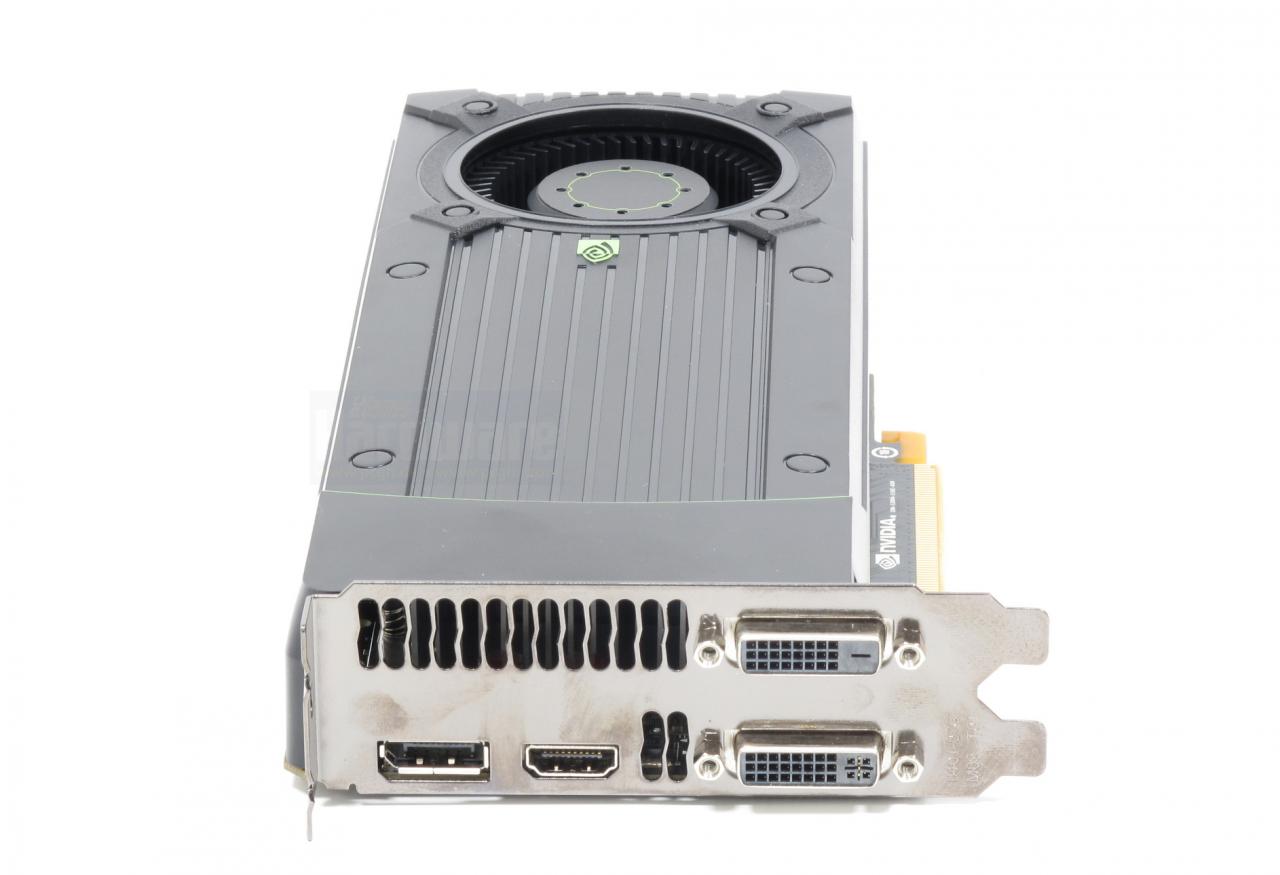 [09/05/2012] Test der Geforce GTX 660 Ti (im Bild: GF GTX 670 Referenz, 2)