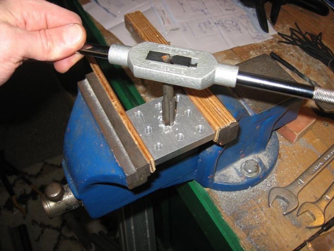 [10/05/2012] Das etwas andere Tagebuch: CNC-Fräse im Eigenbau (43)