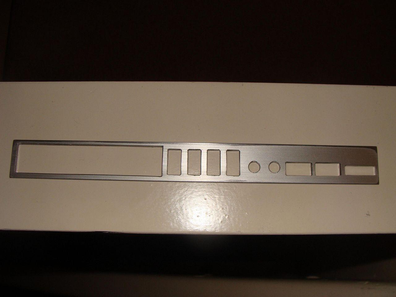 [25/05/2012] Eigenbau macht's möglich: Maxi-Hardware in Mini-Gehäuse (4)