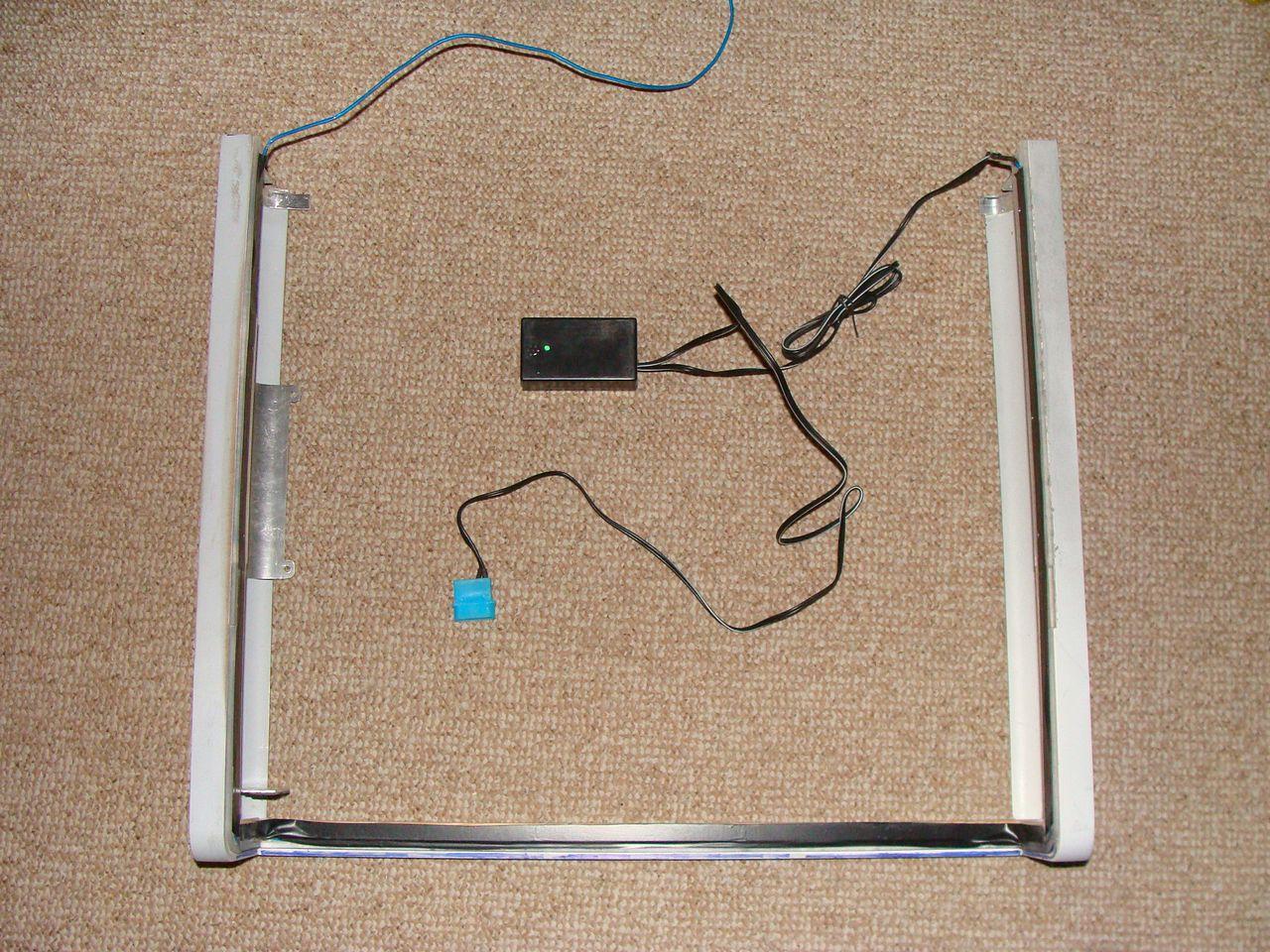 [25/05/2012] Eigenbau macht's möglich: Maxi-Hardware in Mini-Gehäuse (42)