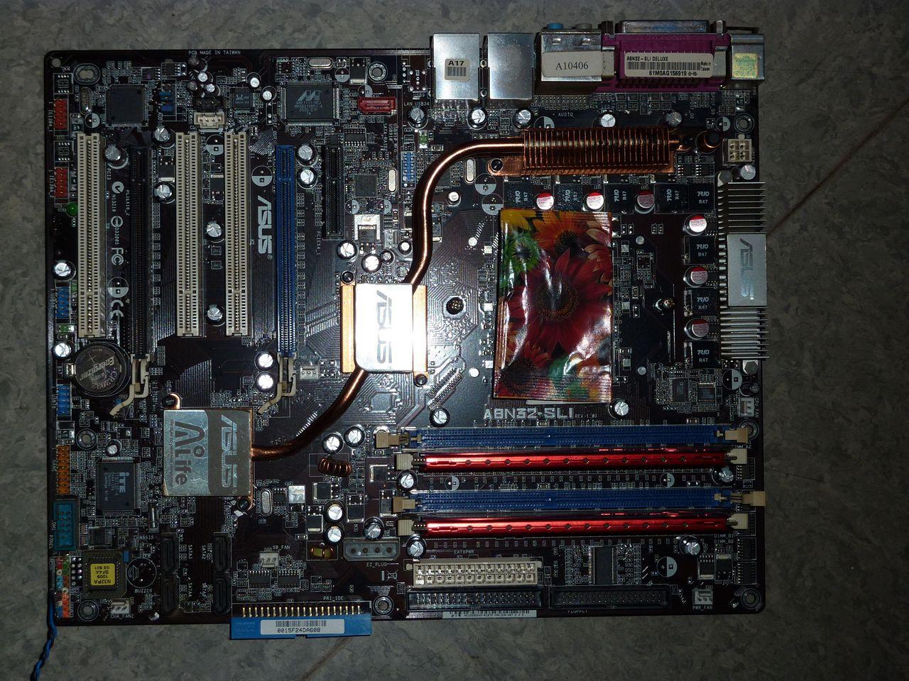 [18/05/2012] Neue Mainboard-Bilder (Update vom 19.05.) (19)