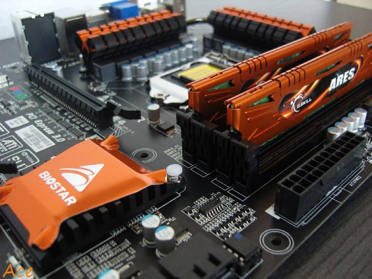 [18/05/2012] Neue Mainboard-Bilder (Update vom 19.05.) (9)