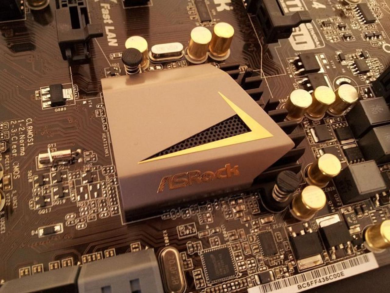 [18/05/2012] Neue Mainboard-Bilder (Update vom 19.05.) (13)