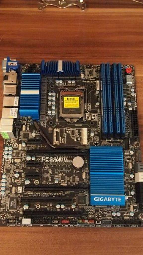 [18/05/2012] Neue Mainboard-Bilder (Update vom 19.05.) (18)