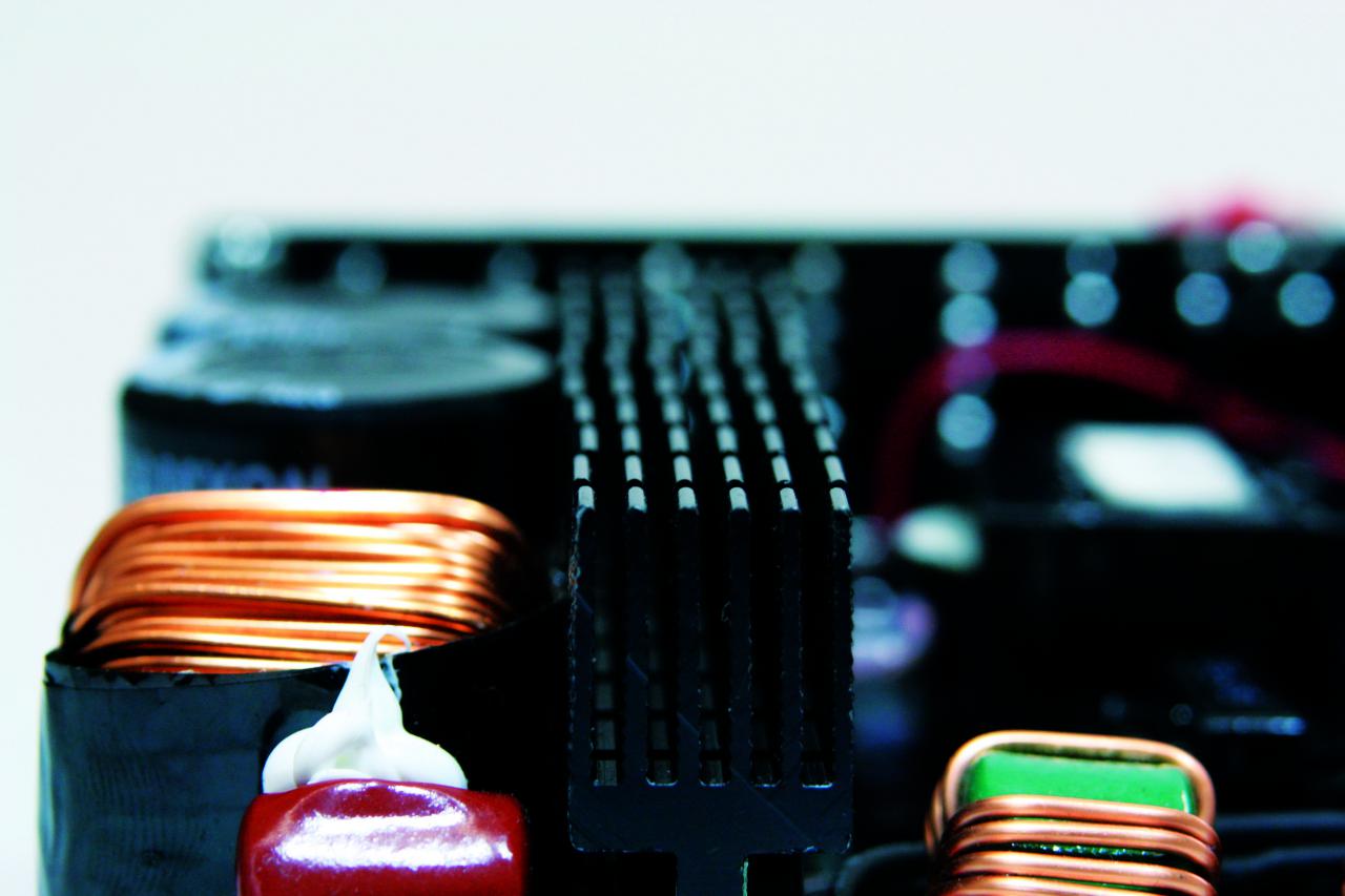 [14/05/2012] Xilence XQ: Semipassive Netzteile mit 750 bis 1.000 Watt und neuartigem Kühldesign vorgestellt