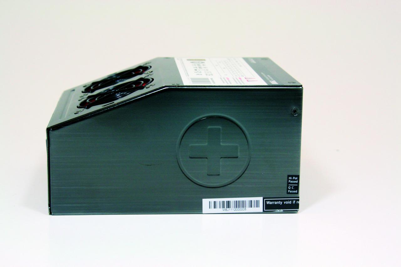 [14/05/2012] Xilence XQ: Semipassive Netzteile mit 750 bis 1.000 Watt und neuartigem Kühldesign vorgestellt