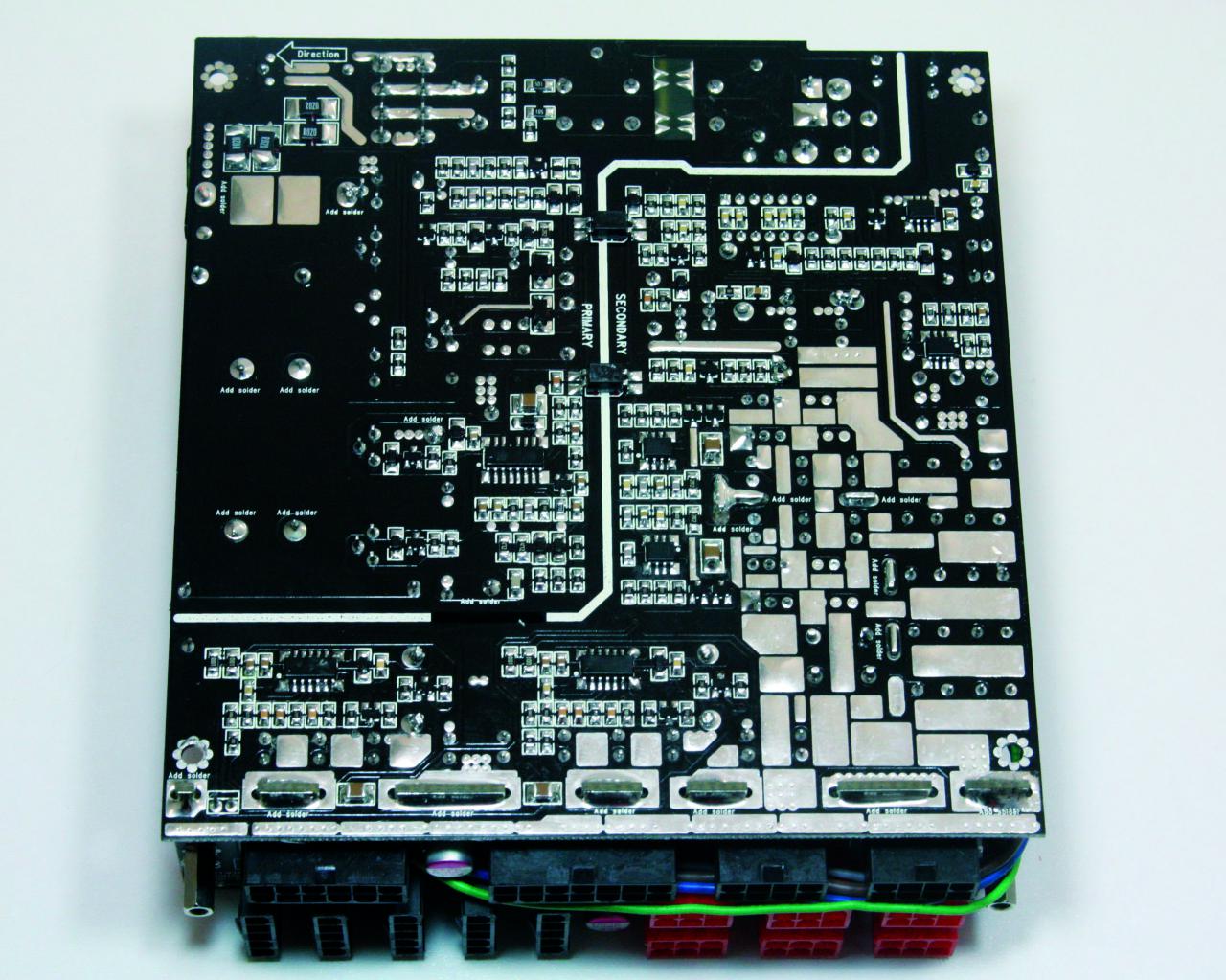 [14/05/2012] Xilence XQ: Semipassive Netzteile mit 750 bis 1.000 Watt und neuartigem Kühldesign vorgestellt