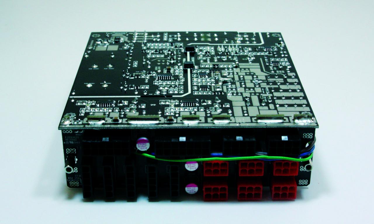 [14/05/2012] Xilence XQ: Semipassive Netzteile mit 750 bis 1.000 Watt und neuartigem Kühldesign vorgestellt