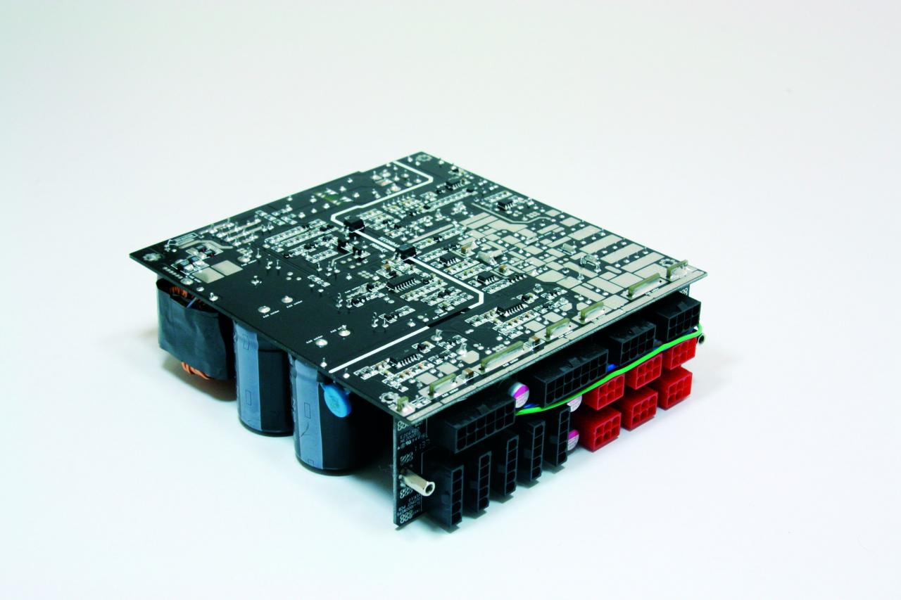 [14/05/2012] Xilence XQ: Semipassive Netzteile mit 750 bis 1.000 Watt und neuartigem Kühldesign vorgestellt