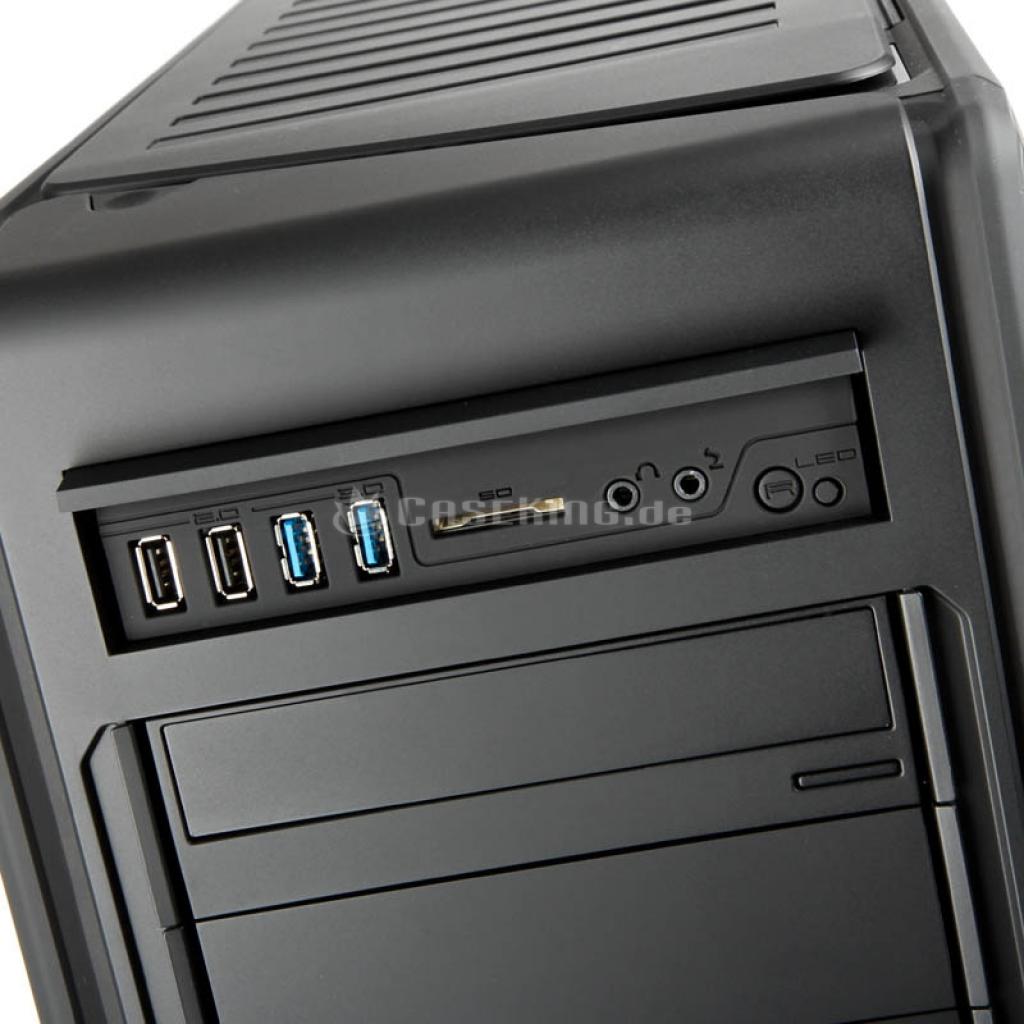 [16/05/2012] NZXT Switch 810 in Mattschwarz