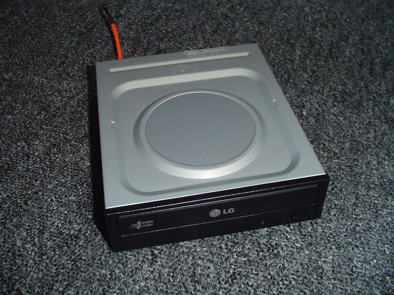 [30/05/2012] Tagebuch: Raven-RV02-PC bekommt clevere Steuerungsplatine, Sleeve & Co. (113)
