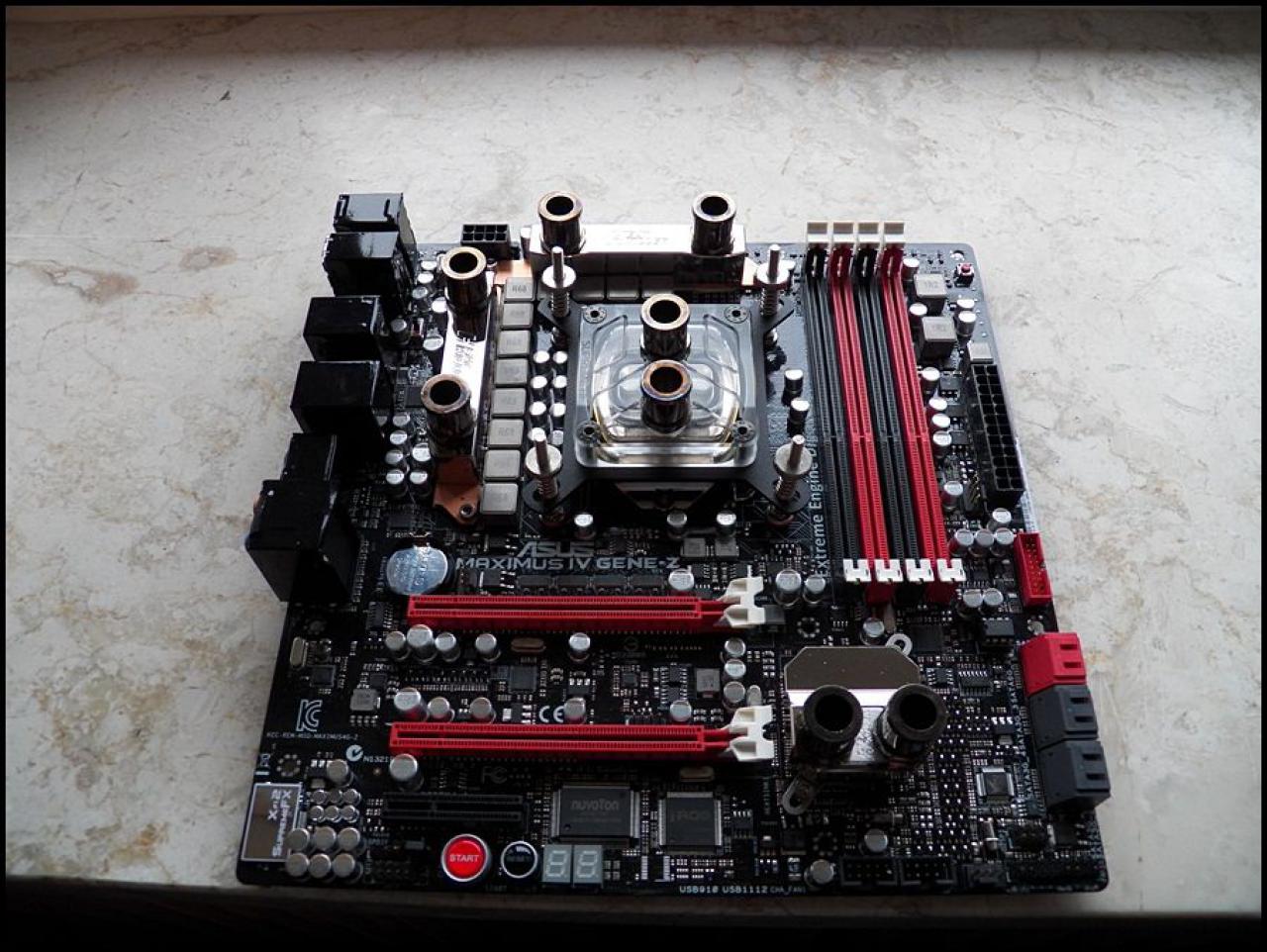 [31/05/2012] Finale Bilder und Triple-Monitor-Setup (21)