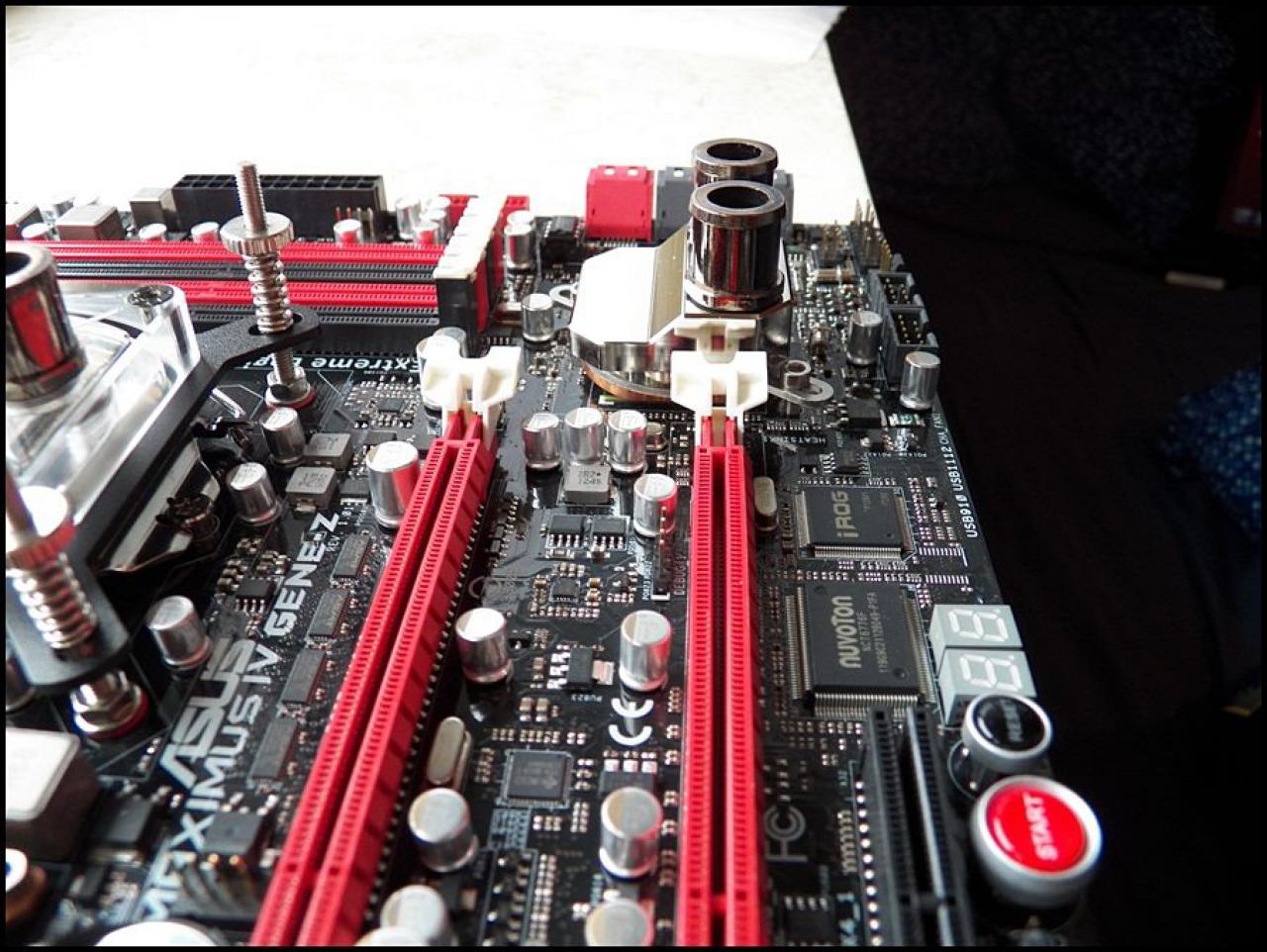 [31/05/2012] Finale Bilder und Triple-Monitor-Setup (23)