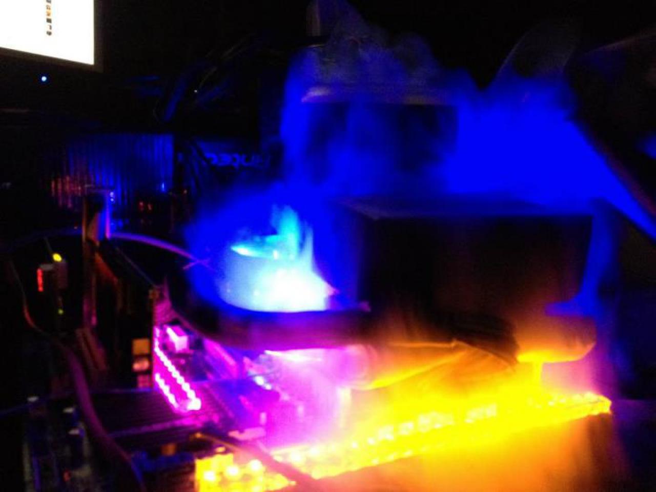 [13/06/2012] Mit fast -170 Grad Celsius wurde ein neue Taktrekord für Arbeitsspeicher aufgestellt. (6)