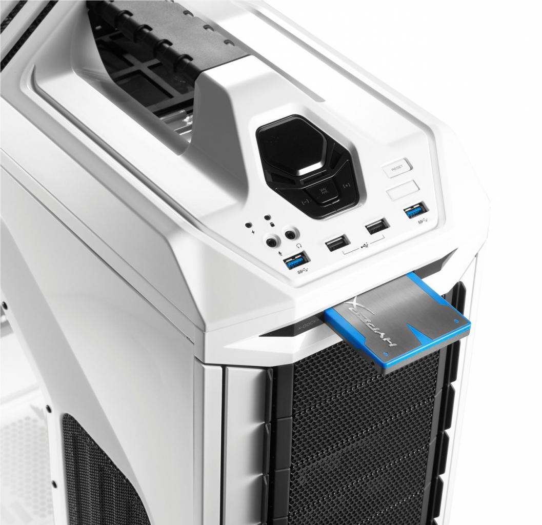 [19/06/2012] CM Storm Stryker: Cooler Master erweitert Storm Trooper mit sinnvollen Details (7)