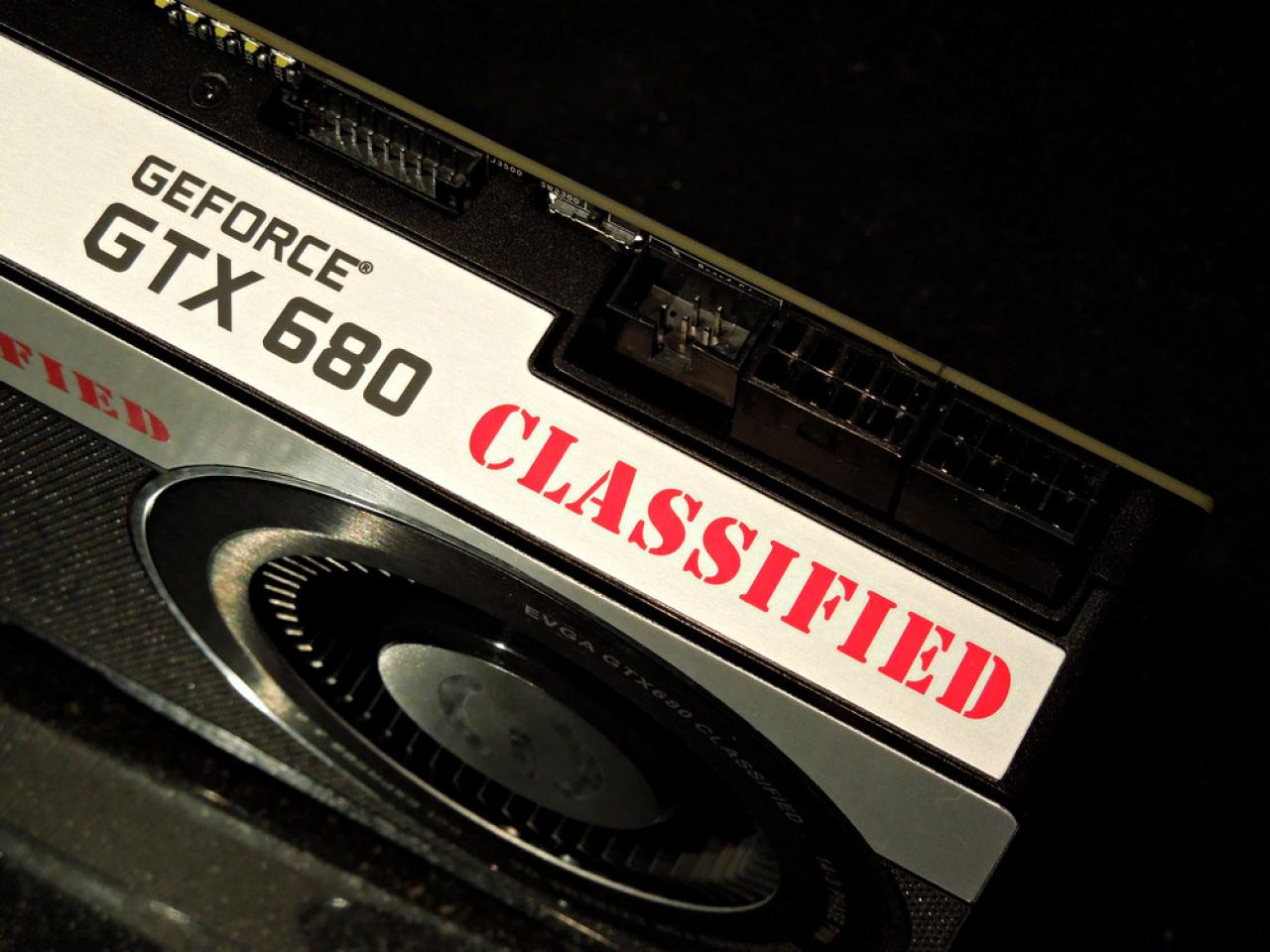 [07/06/2012] Nvidia Green Light: Evgas Geforce GTX 680 Classified muss ohne EV-Bot ausgeliefert werden (9)
