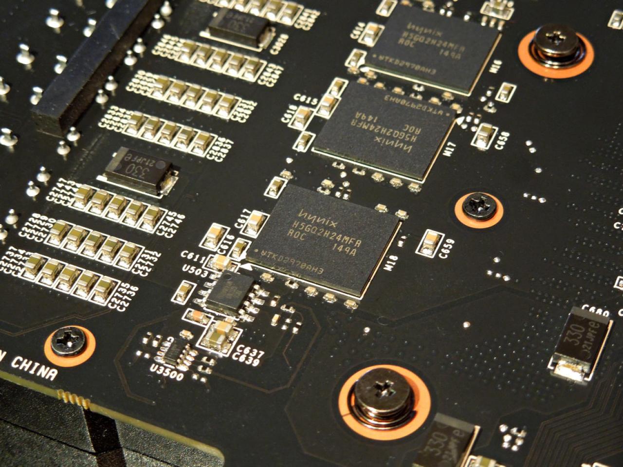 [07/06/2012] Nvidia Green Light: Evgas Geforce GTX 680 Classified muss ohne EV-Bot ausgeliefert werden (4)