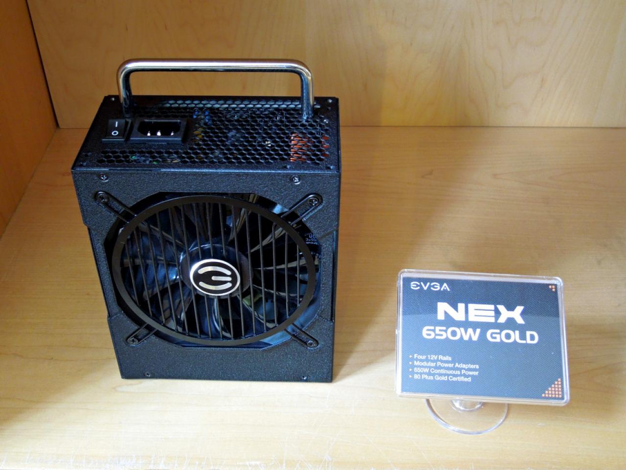 [07/06/2012] EVGA zeigt die GTX 680 Classified, neue Mainboards wie das SR-X und das Super-Nova-Netzteil (33)
