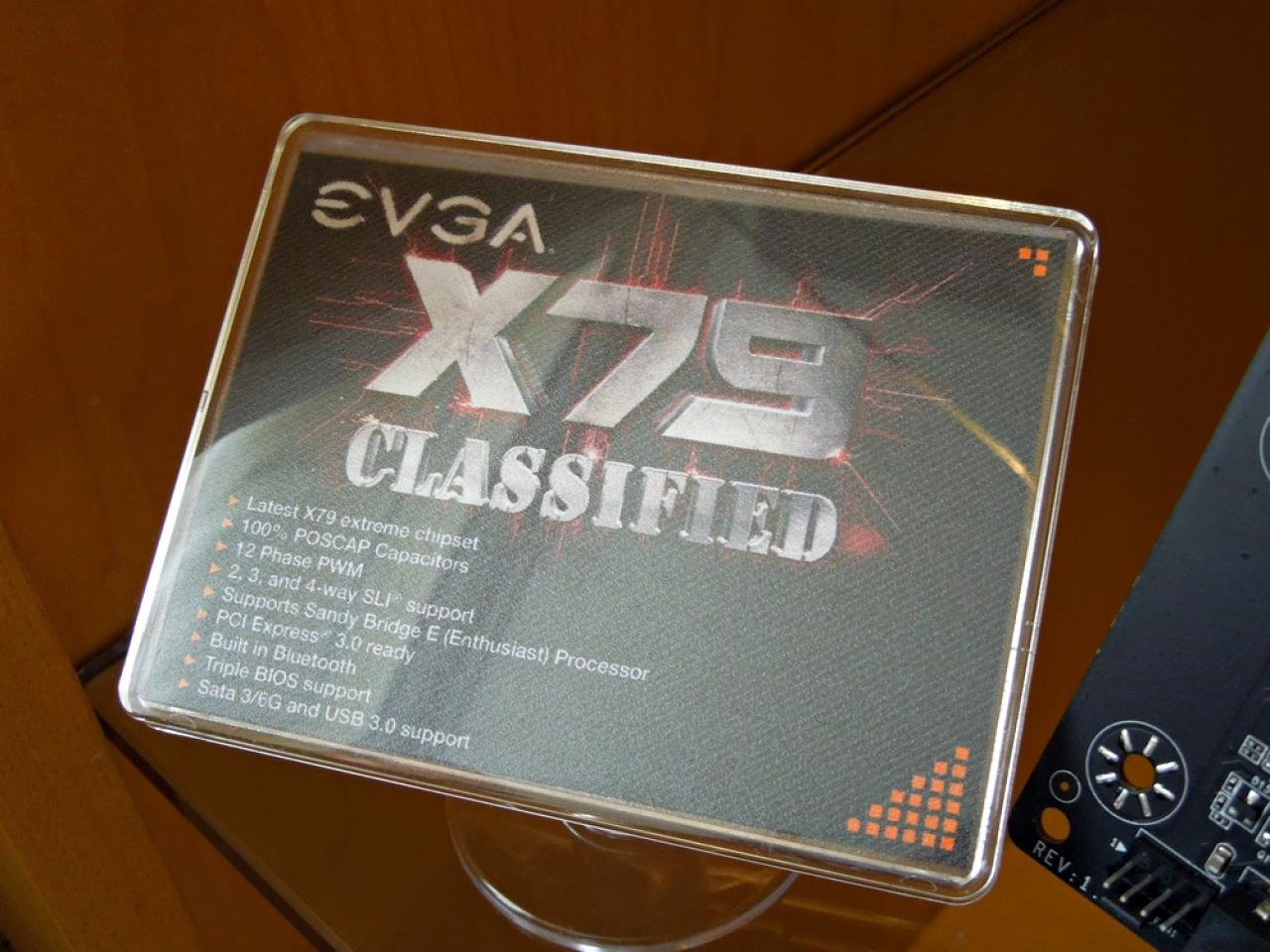 [07/06/2012] EVGA zeigt die GTX 680 Classified, neue Mainboards wie das SR-X und das Super-Nova-Netzteil (39)