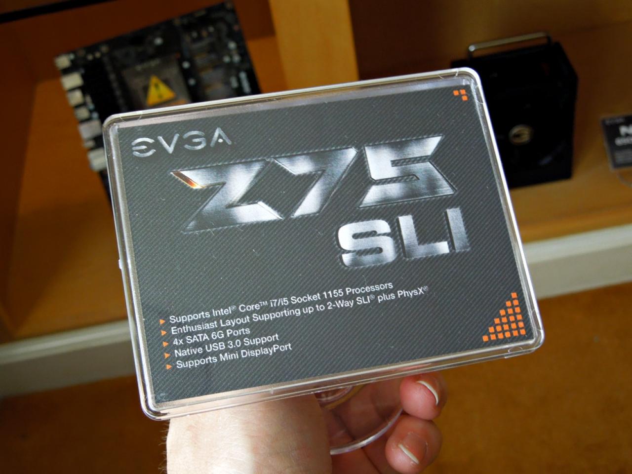 [07/06/2012] EVGA zeigt die GTX 680 Classified, neue Mainboards wie das SR-X und das Super-Nova-Netzteil (41)