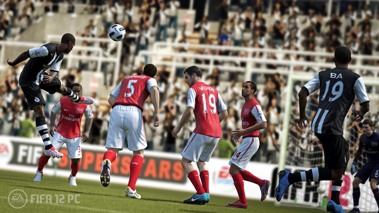 [25/06/2012] FIFA 12 (2011): Inzwischen sind die schlechten Kommentatoren bei FIFA schon ein Markenzeichen der Serie. Die Sprüche kommen teilweise zu den komplett falschen Spielsituationen, die Witze zünden zu keinem Zeitpunkt und lassen den Spieler wortlos zurück. Mit echtem Fußball-Feeling hat das nichts zu tun.